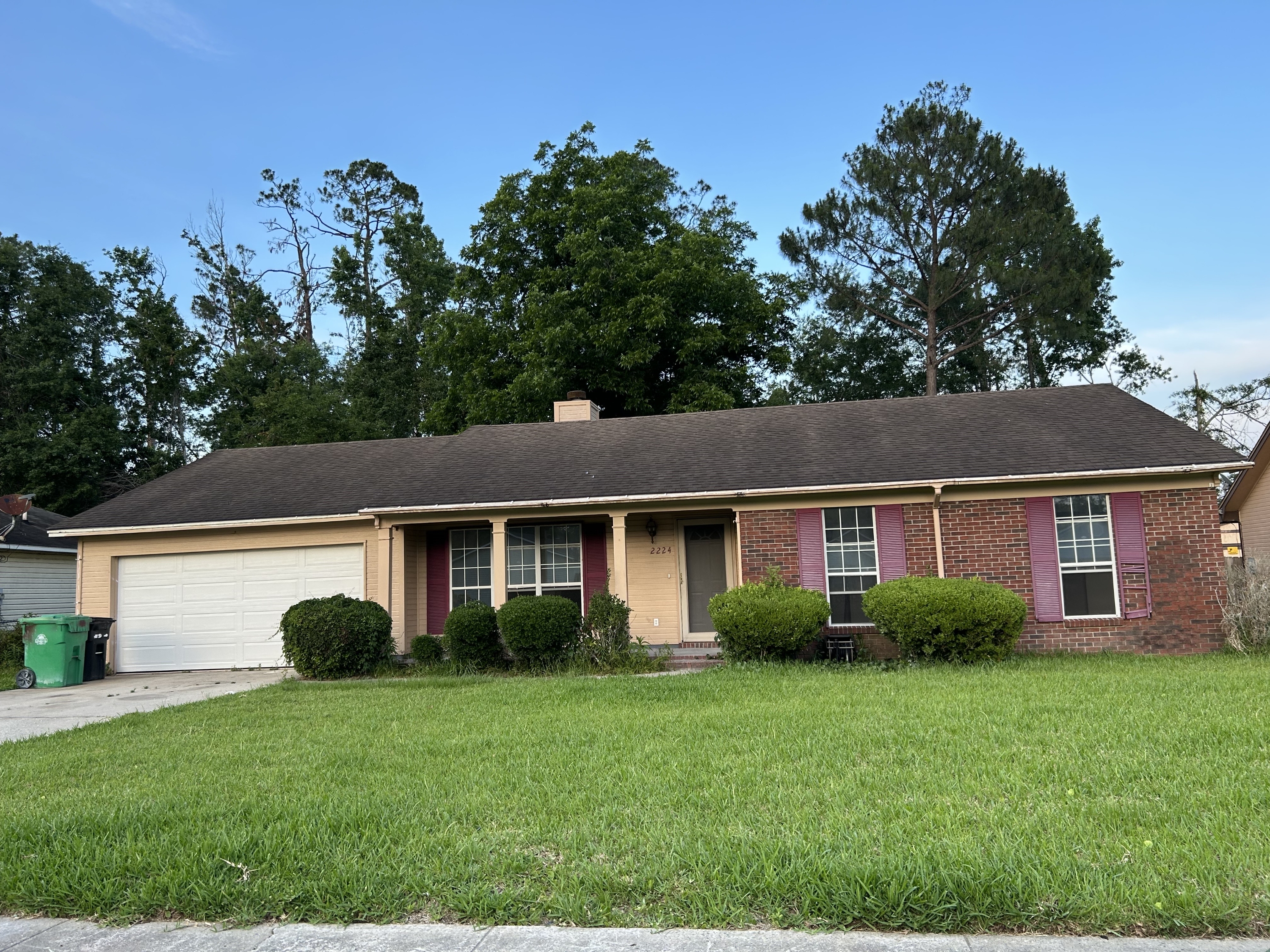 2224 Pin Oak Circle